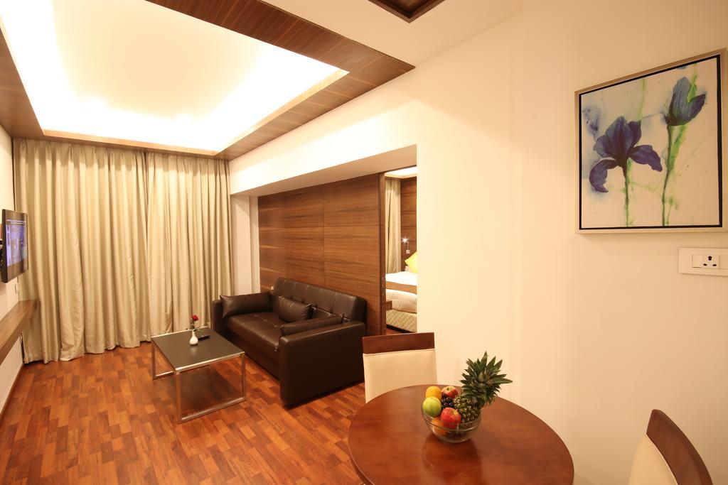 Khanna Fiesta Vellore Exterior photo