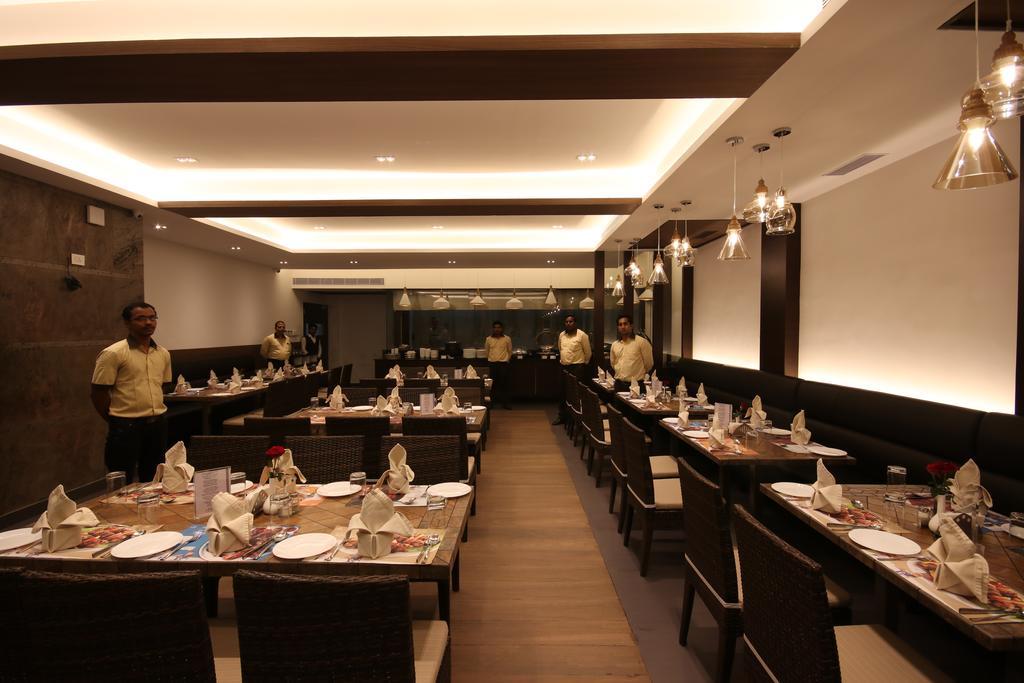 Khanna Fiesta Vellore Exterior photo
