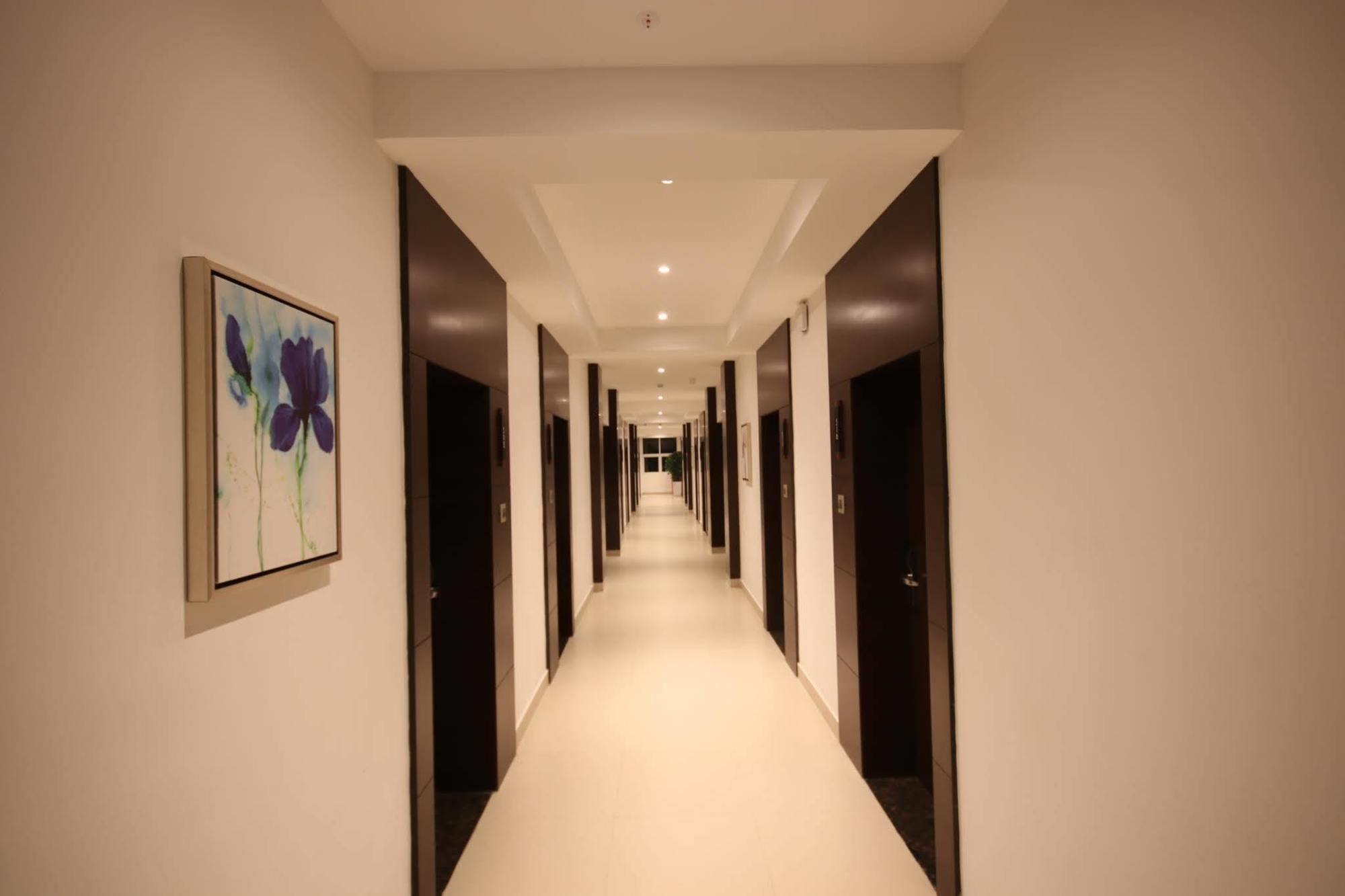 Khanna Fiesta Vellore Exterior photo
