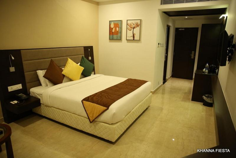 Khanna Fiesta Vellore Exterior photo